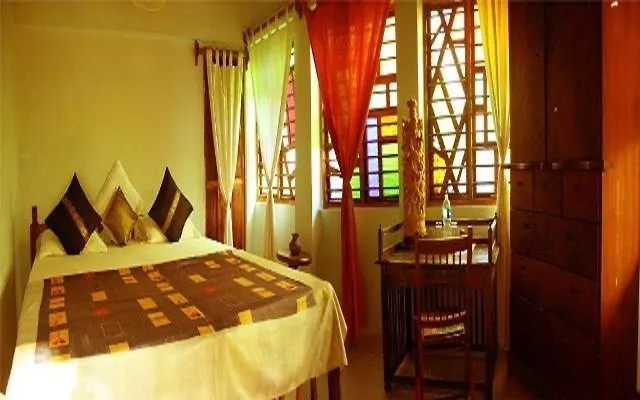 Hotel Eden Garden Varkala Resort