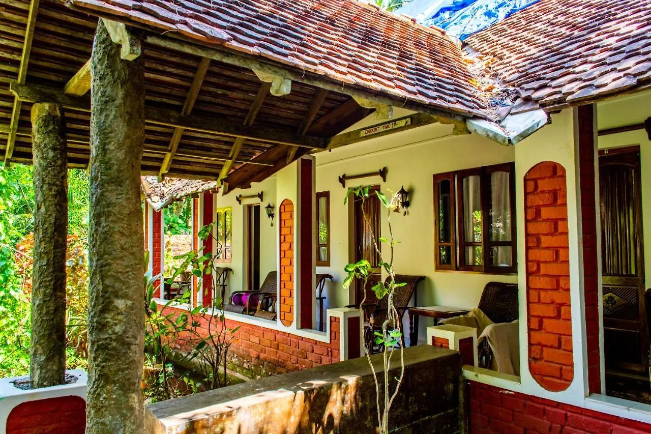Eden Garden Ayurvedic Health Retreat Hotel Varkala 3*,  인도